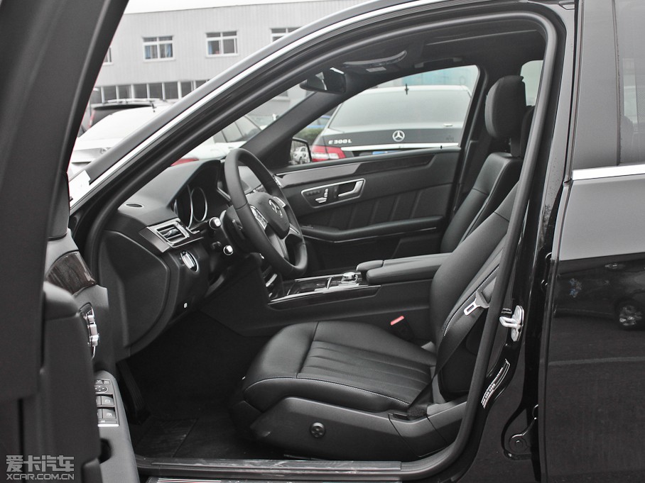 2014��YE�� E 300L