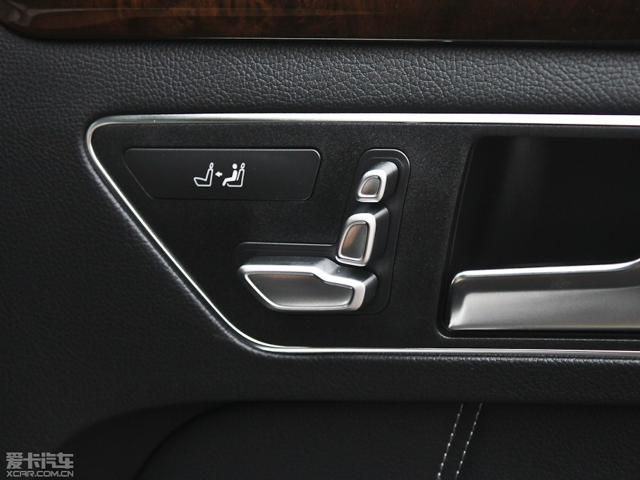 2014��YE�� E 300L