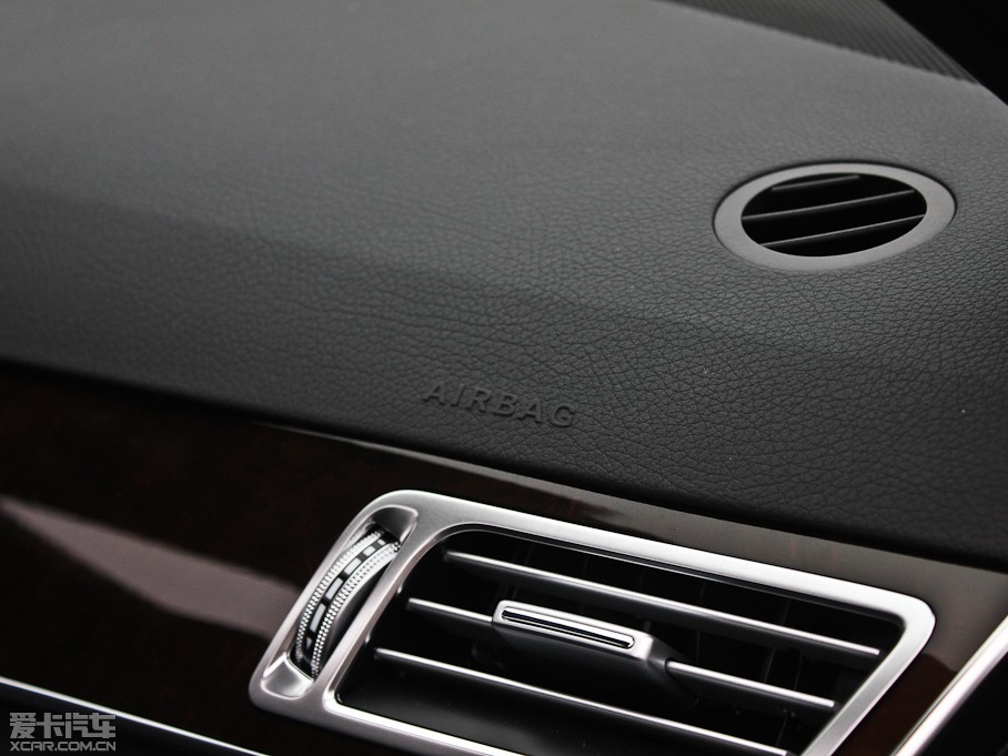 2014��YE�� E 300L