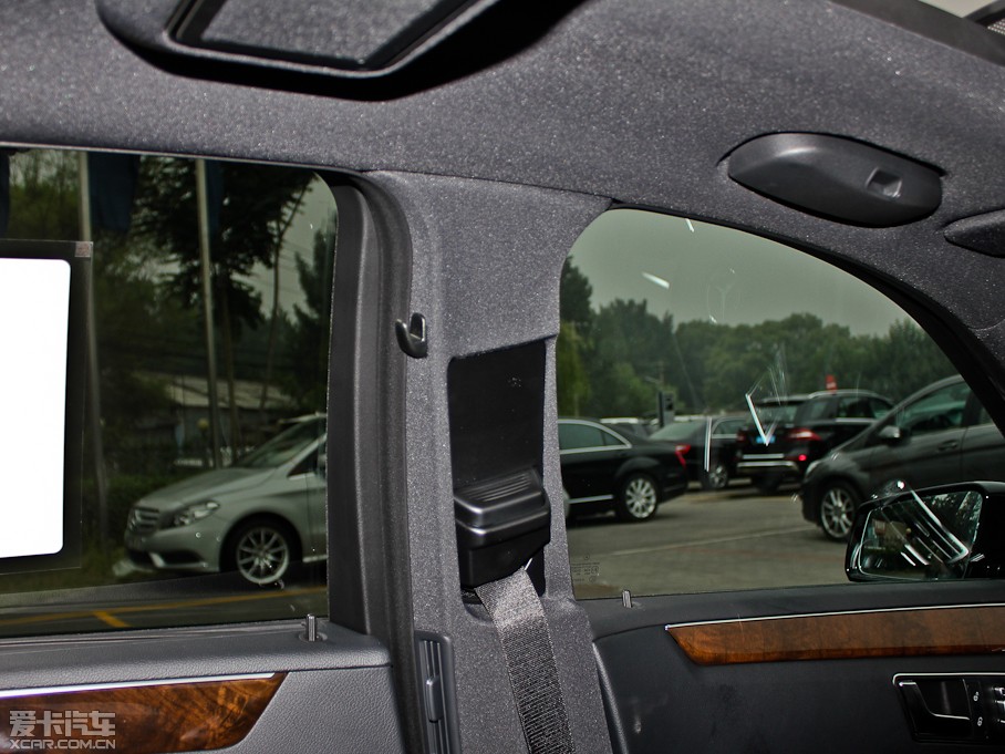 2014��YE�� E 300L