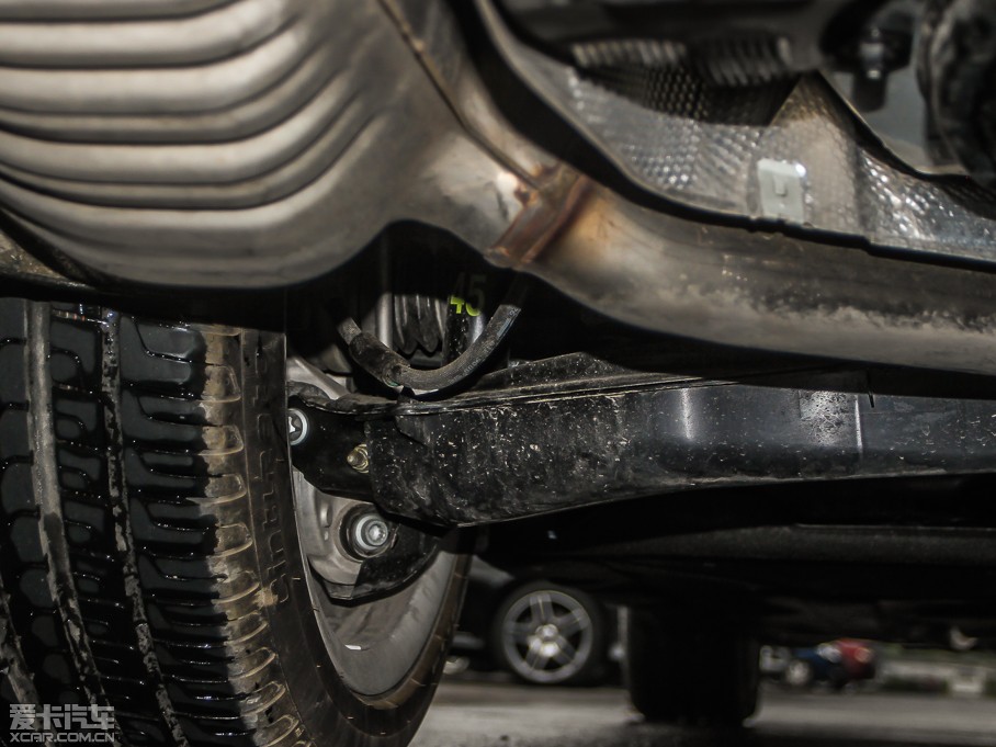 2014��YE�� E 300L �\�Ӱ�