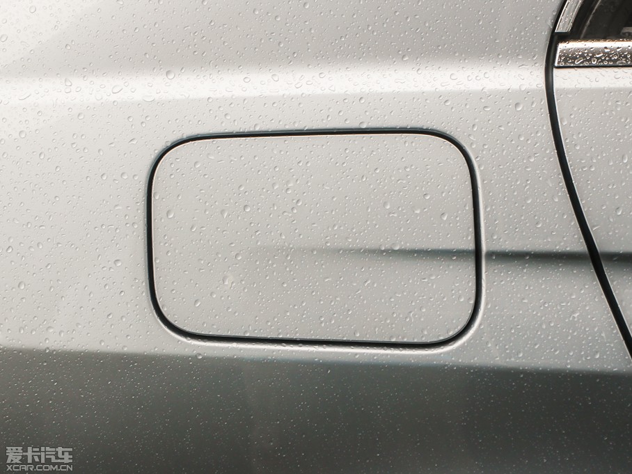 2014��YE��(j��) E 300L �\(y��n)��(d��ng)��