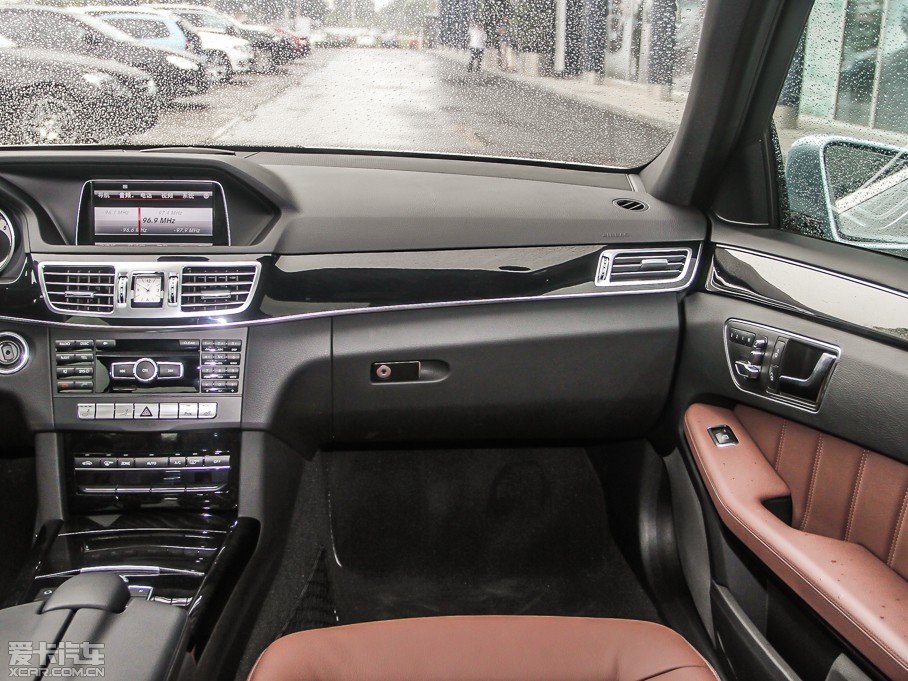 2014YE(j) E 300L \(yn)(dng)