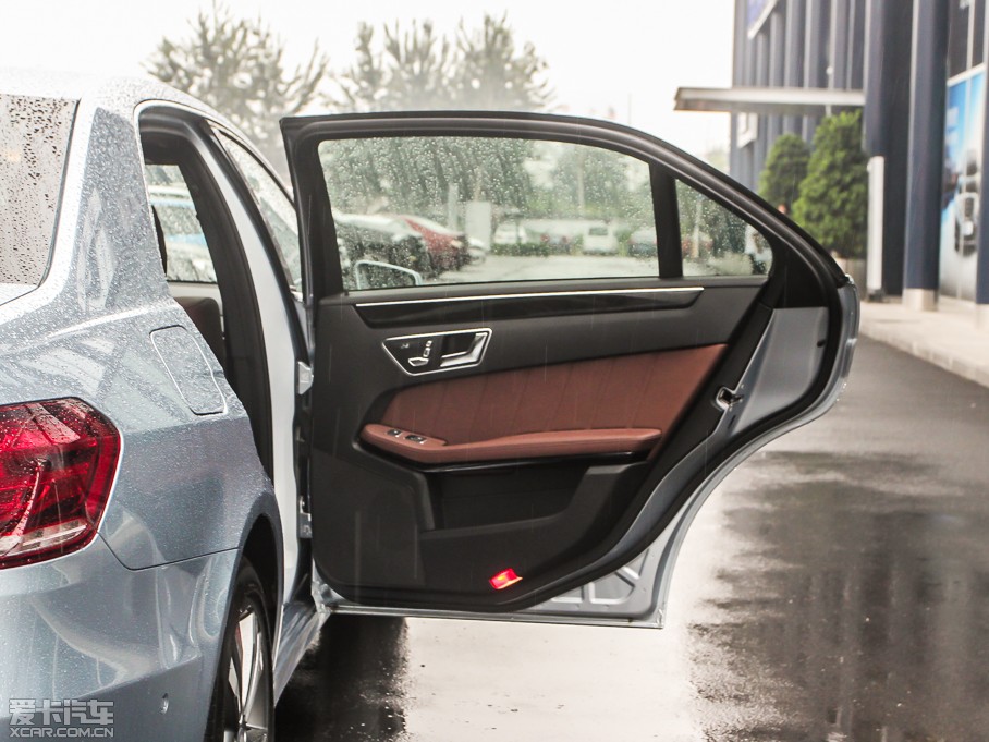 2014YE E 300L \(yn)Ӱ