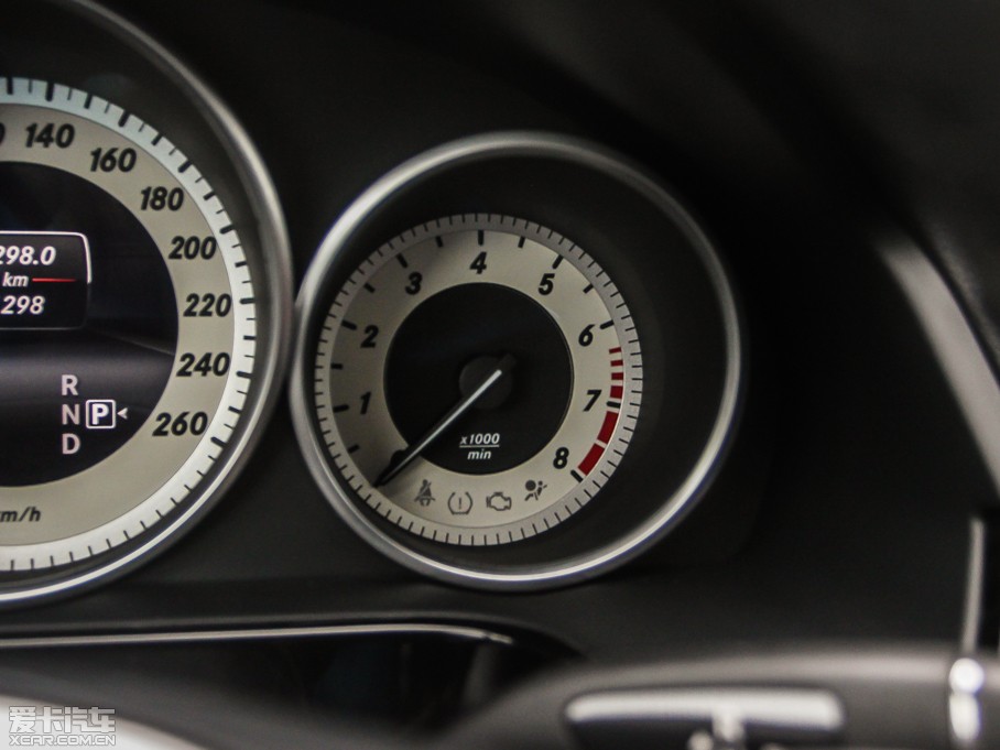 2014YE(j) E 300L \(yn)(dng)