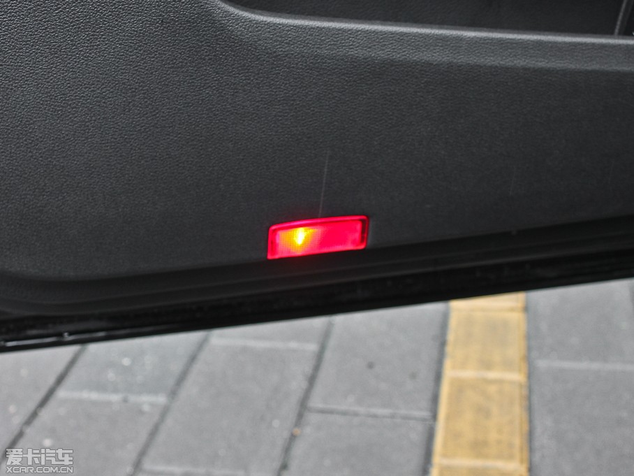 2014YE E 300L A\Ӱ