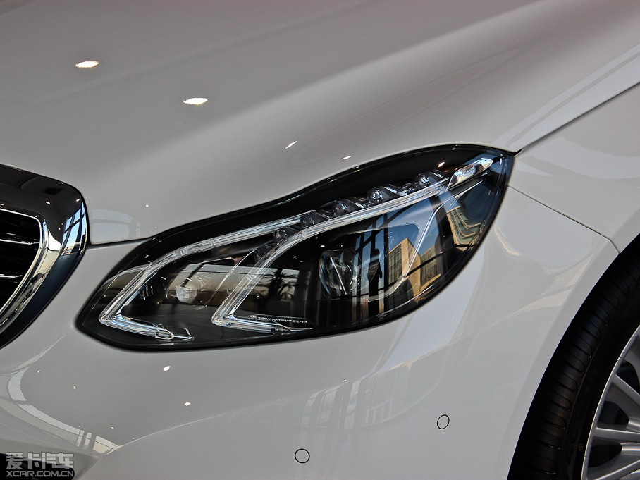 2014��YE�� E 260L ���A��