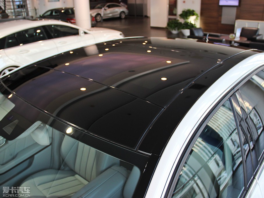 2014��YE�� E 260L ���A��