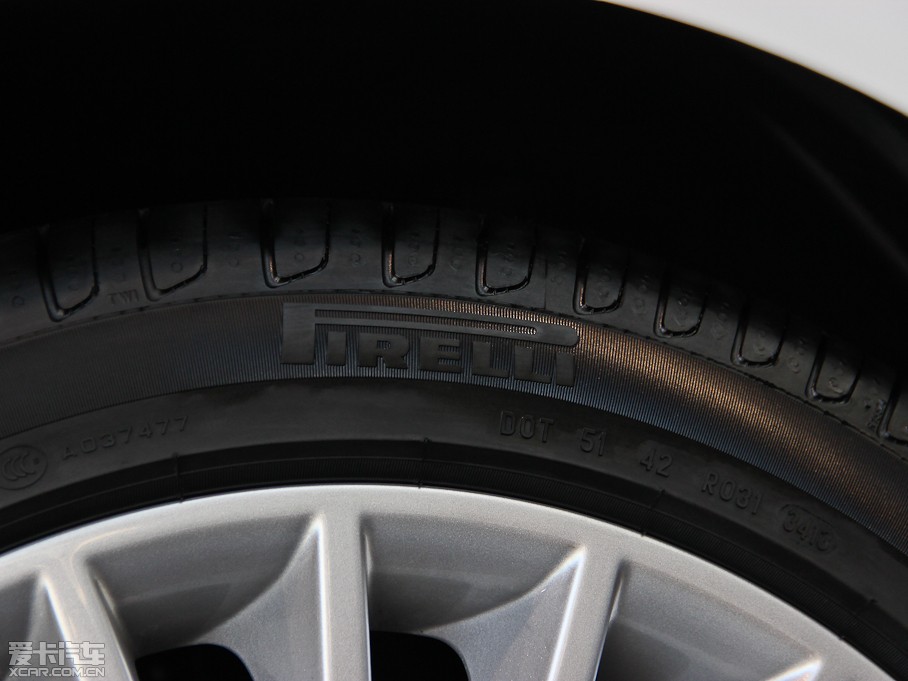 2014��YE�� E 260L ���A��