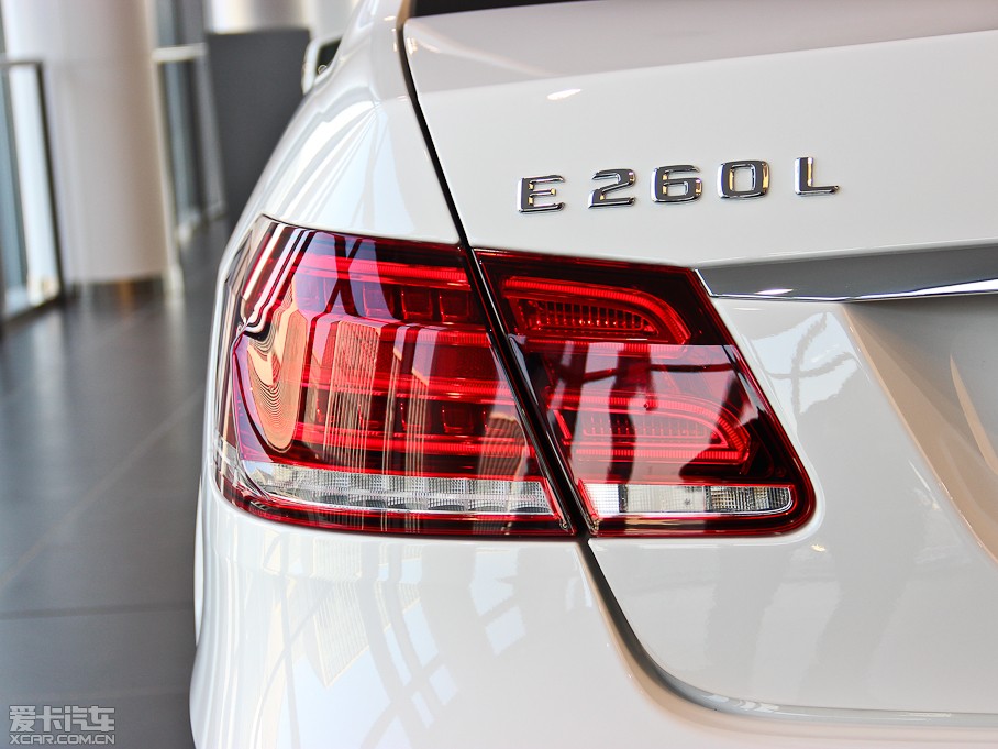 2014��YE�� E 260L ���A��