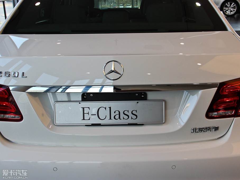 2014��YE�� E 260L ���A��