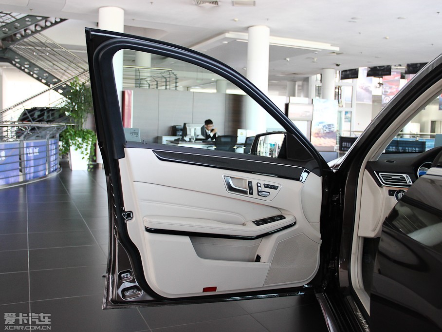 2014YE Ŀ E 260L \Ӱ