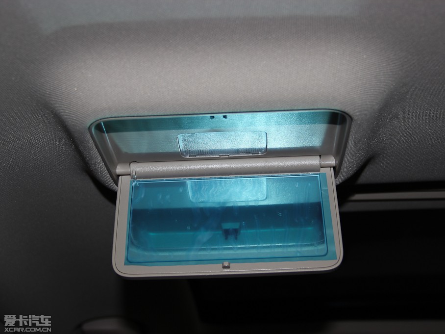 2014YE Ŀ E 260L \Ӱ