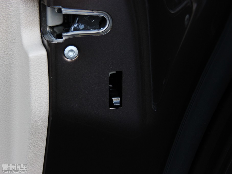 2014YE(j) Ŀ E 260L \(yn)(dng)