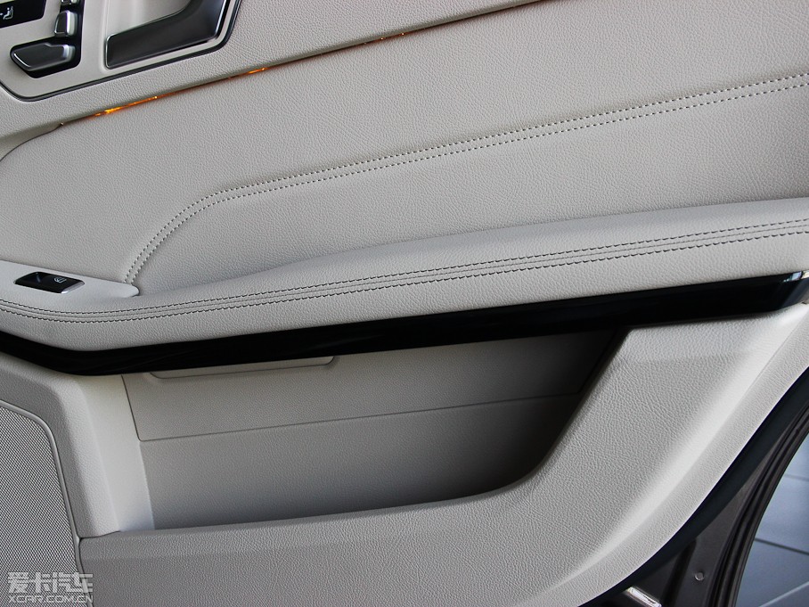 2014YE Ŀ E 260L \Ӱ