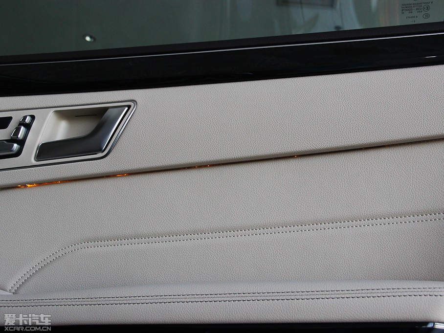 2014YE Ŀ E 260L \Ӱ