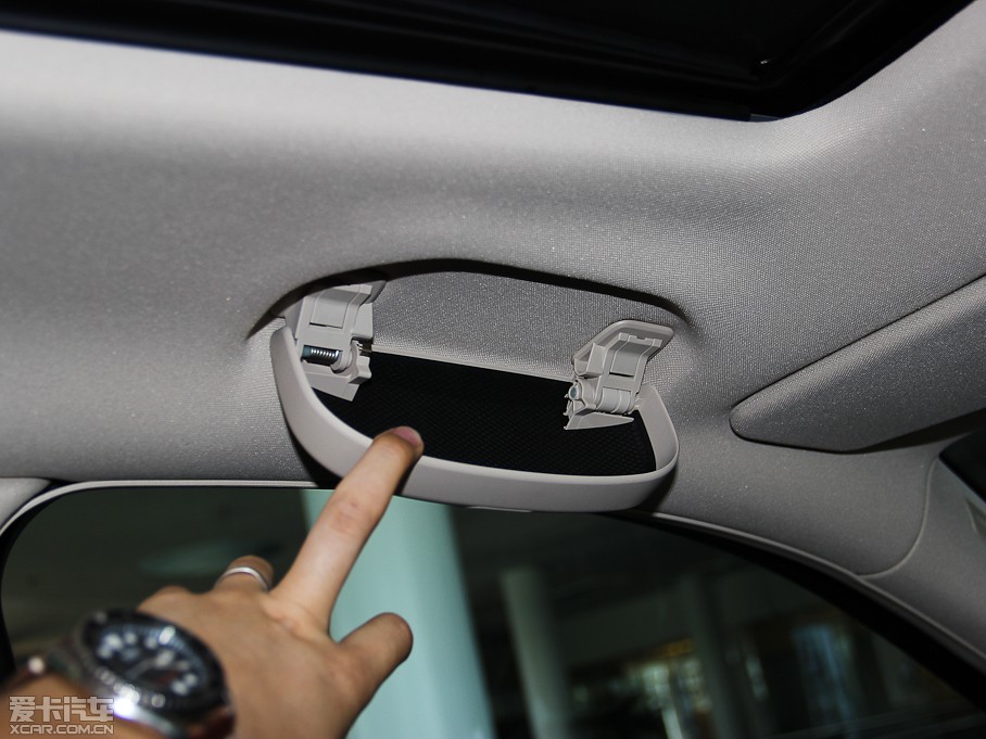 2014YE Ŀ E 260L \Ӱ