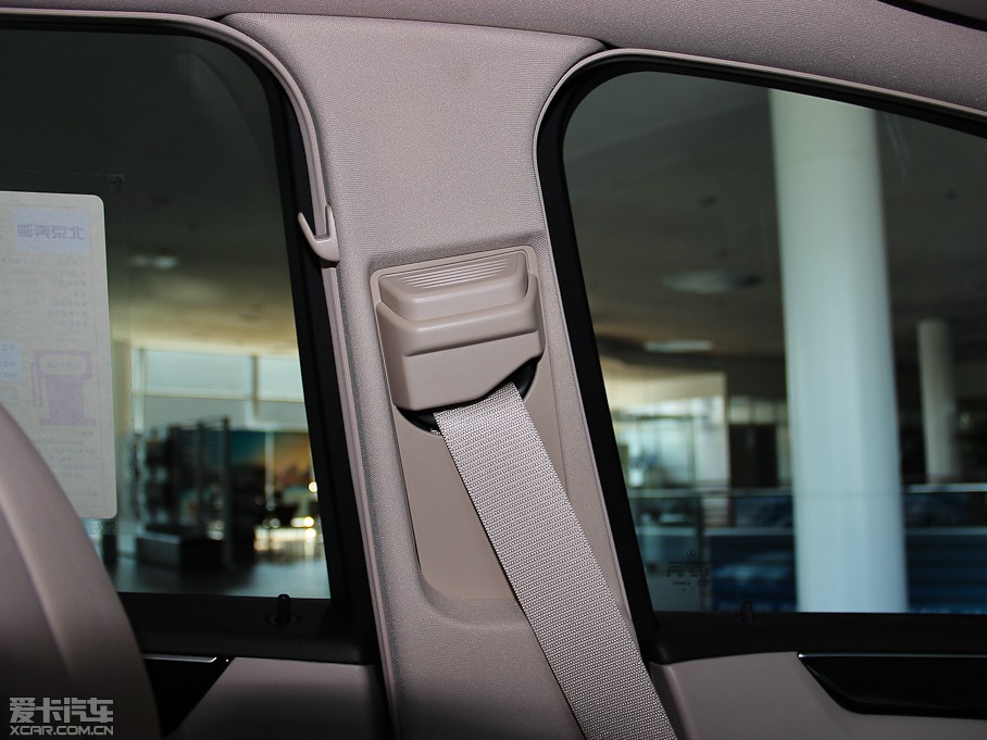 2014YE Ŀ E 260L \Ӱ