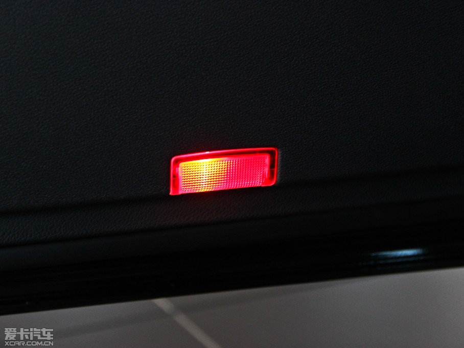 2014YE(j) Ŀ E 260L A\(yn)(dng)