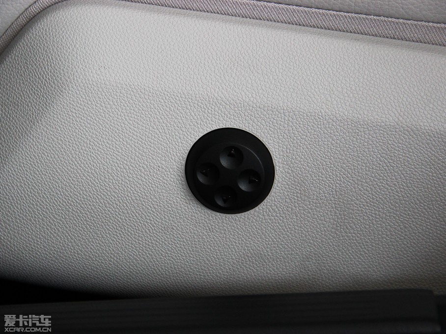 2014YE Ŀ E 260L A\Ӱ