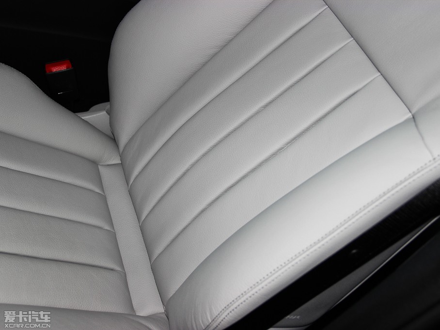 2014YE Ŀ E 260L A\Ӱ