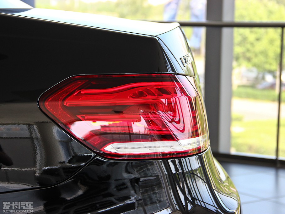 2014YE Ŀ E 260L A\Ӱ