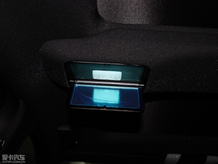 2014YE Ŀ E 260L A\Ӱ