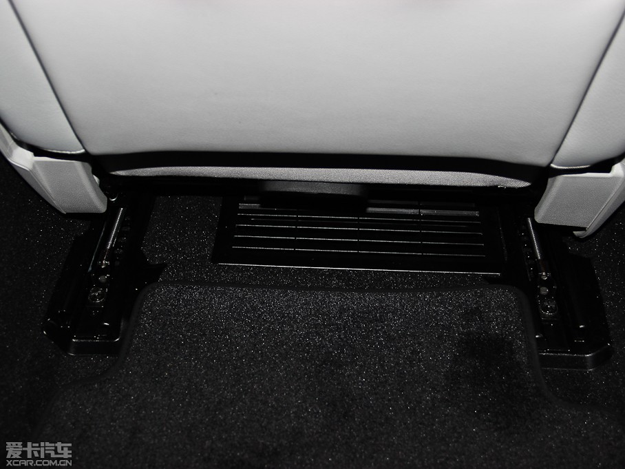 2014YE Ŀ E 260L A\Ӱ