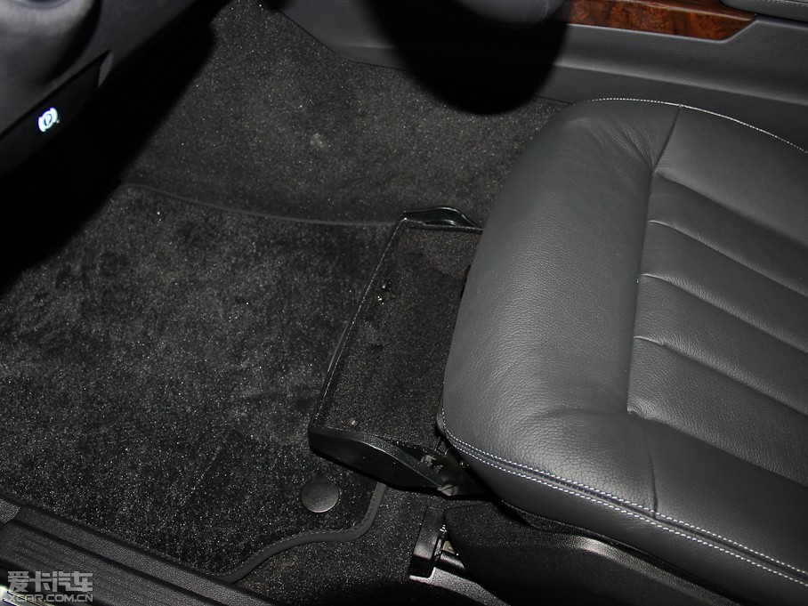 2014YE Ŀ E 260L A