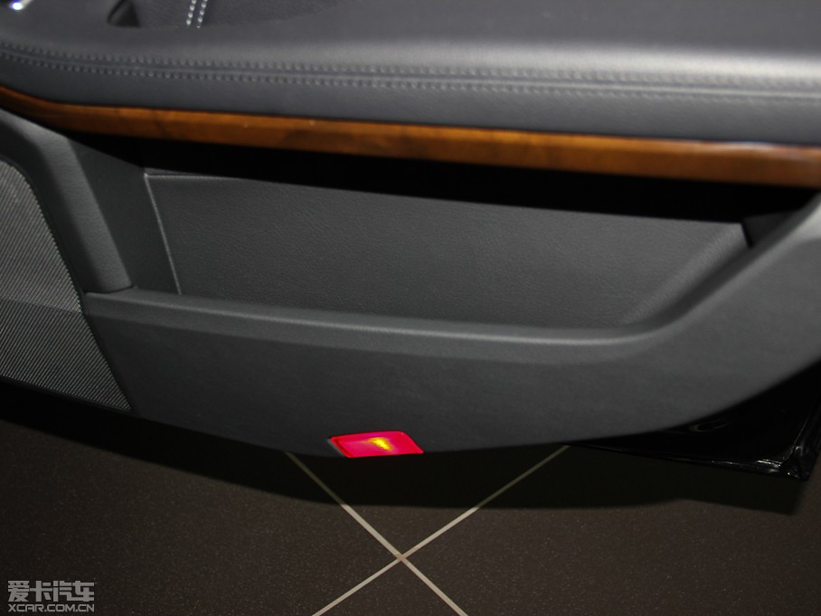 2014YE Ŀ E 260L A