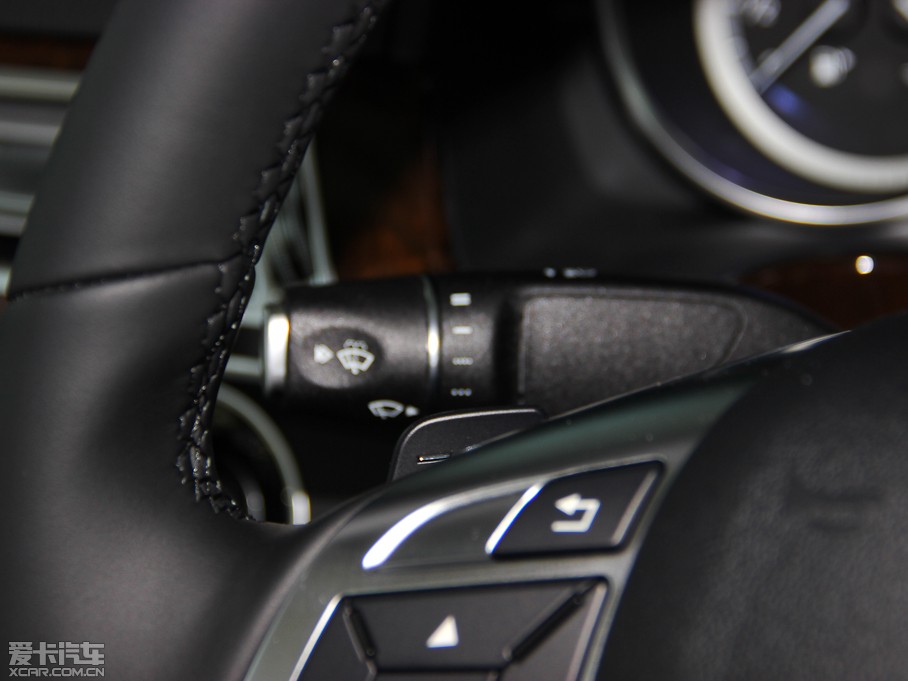 2014YE(j) Ŀ E 260L A