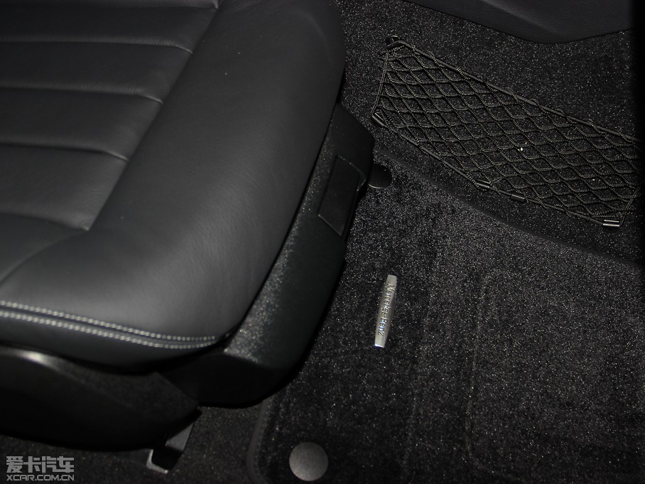 2014��YE�� �Ŀ� E 260L ���A��