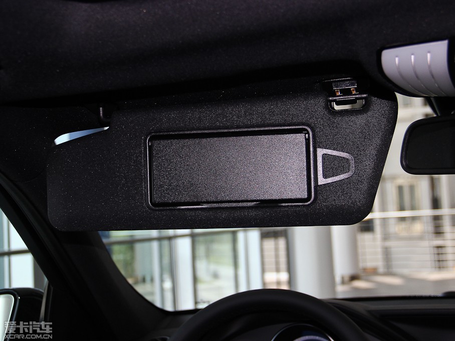 2014��YE�� �Ŀ� E 260L ���A��