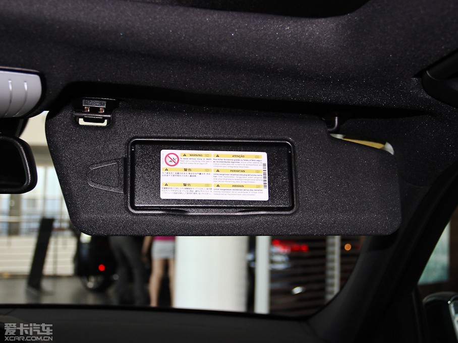 2014��YE�� �Ŀ� E 260L ���A��