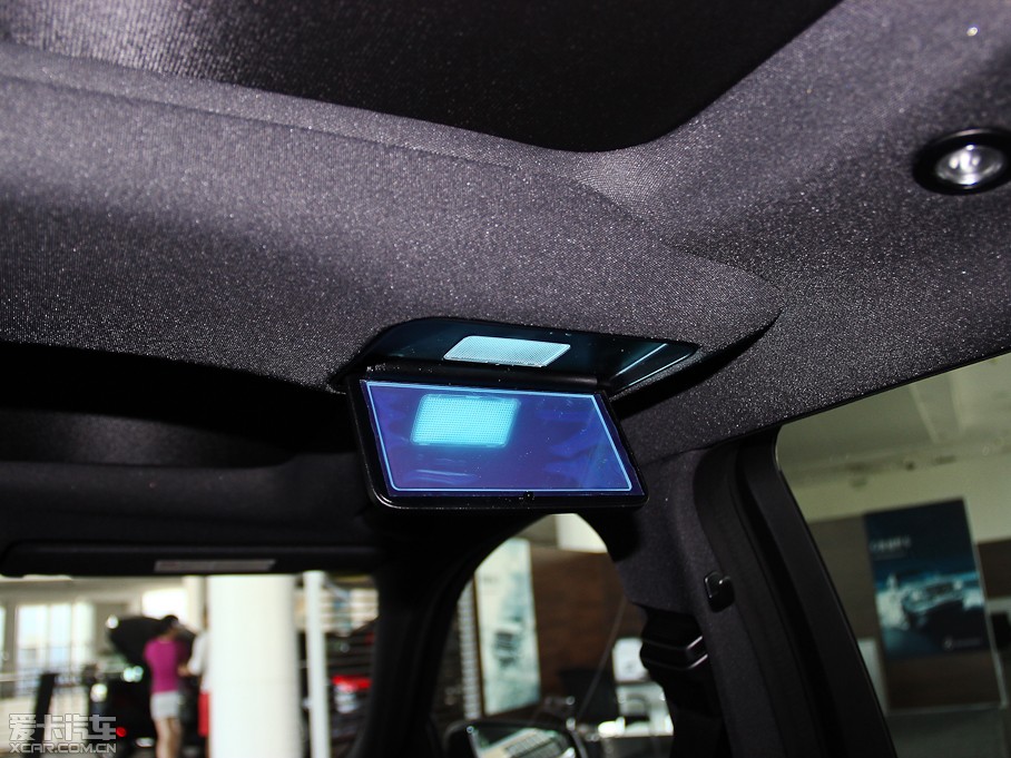 2014��YE�� �Ŀ� E 260L ���A��