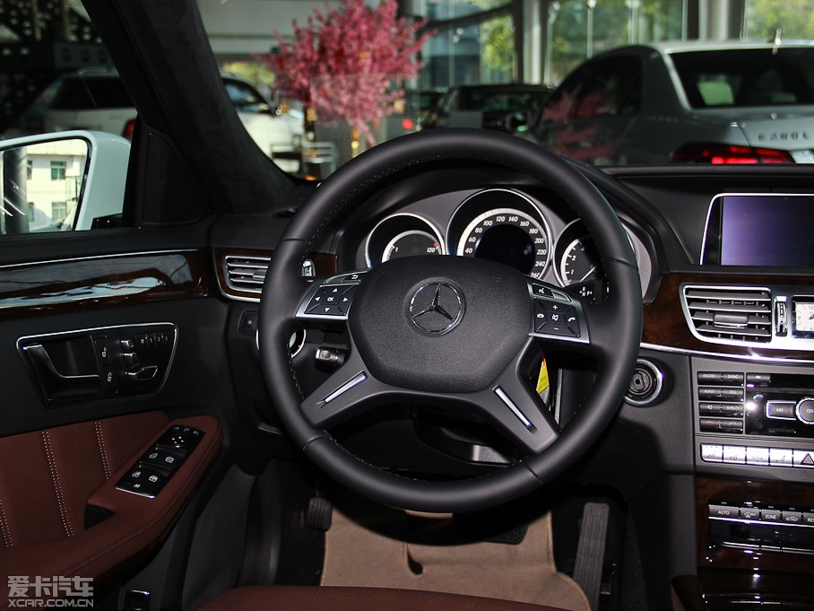2014YE Ŀ E 300L 