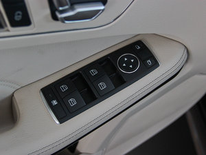 2014Ŀ E 260L \Ӱ {܇ƅ^(q)	