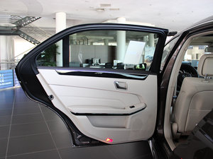 2014Ŀ E 260L \Ӱ ܇T