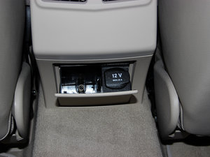 2014Ŀ E 260L \(yn)(dng) g