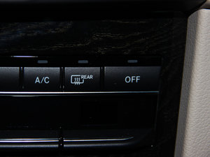 2014Ŀ E 260L \Ӱ п؅^