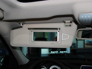 2014Ŀ E 260L \Ӱ ꖰ壨