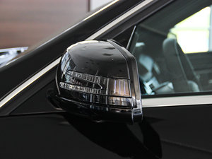 2014Ŀ E 260L A\Ӱ ^