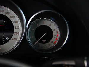 2014Ŀ E 260L A\(yn)Ӱ п؅^(q)