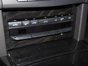 2014Ŀ E 260L A\Ӱ п؅^