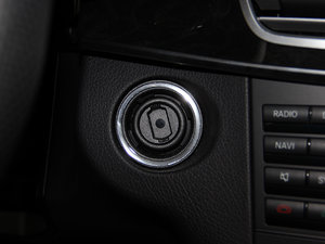 2014Ŀ E 260L A\Ӱ п؅^