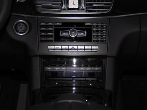 2014Ŀ E 260L A\Ӱ п؅^(q)