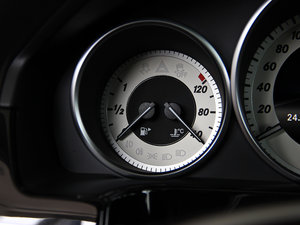 2014Ŀ E 300L \Ӱ п؅^