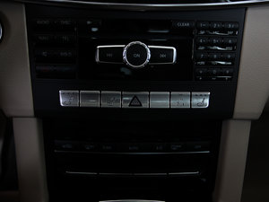 2014Ŀ E 300L \Ӱ п؅^(q)