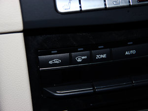 2014Ŀ E 300L \Ӱ п؅^(q)