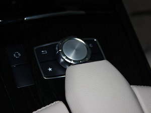 2014Ŀ E 300L \Ӱ п؅^(q)